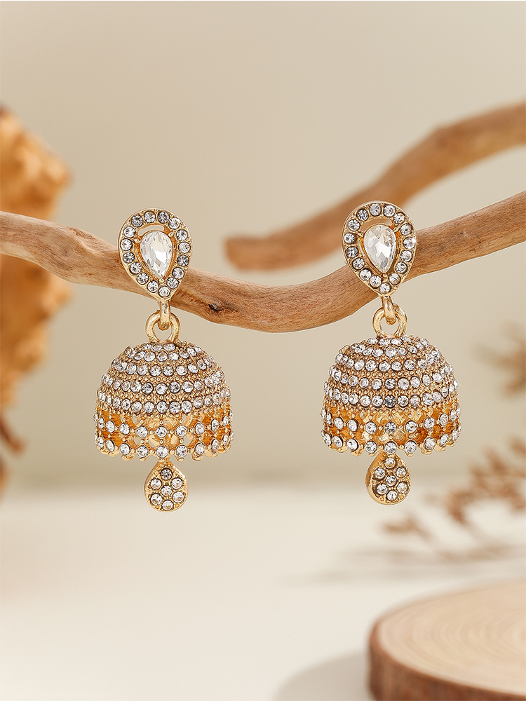 Ethnic Wear In Fashion - 1 Pair of Fashionable Jhumka Earrings