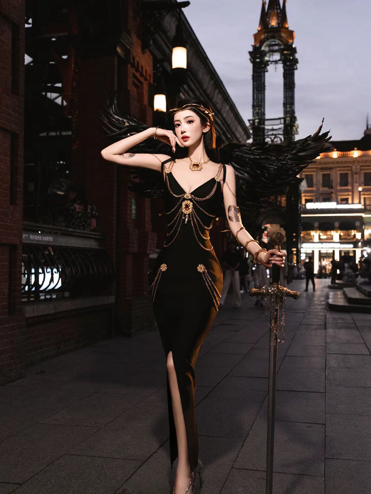 Ethnic Fashion Studio - Dark Angel Halloween Studio Photo Queen