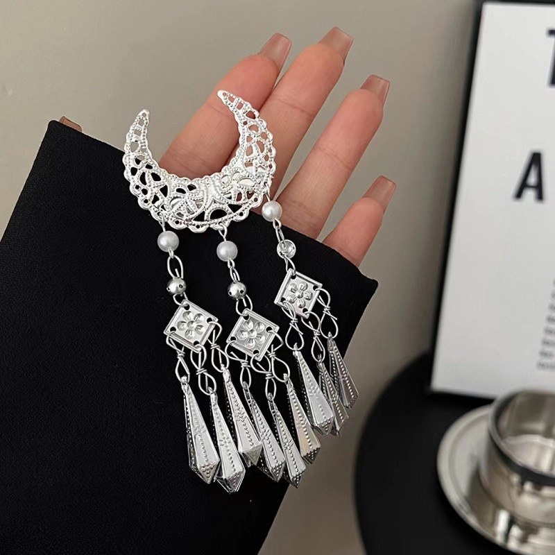 1Pc Ethnic Style Silvery Cresc - Ethnic Fashion Walk 리뷰 및 가격
