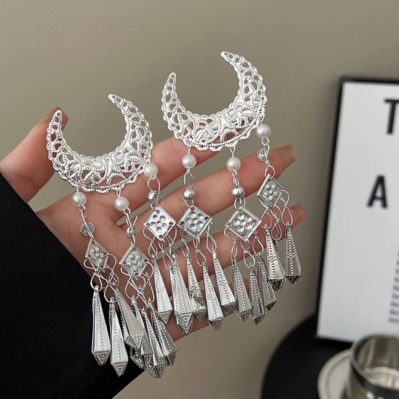 1Pc Ethnic Style Silvery Cresc - Ethnic Fashion Walk 리뷰 및 가격