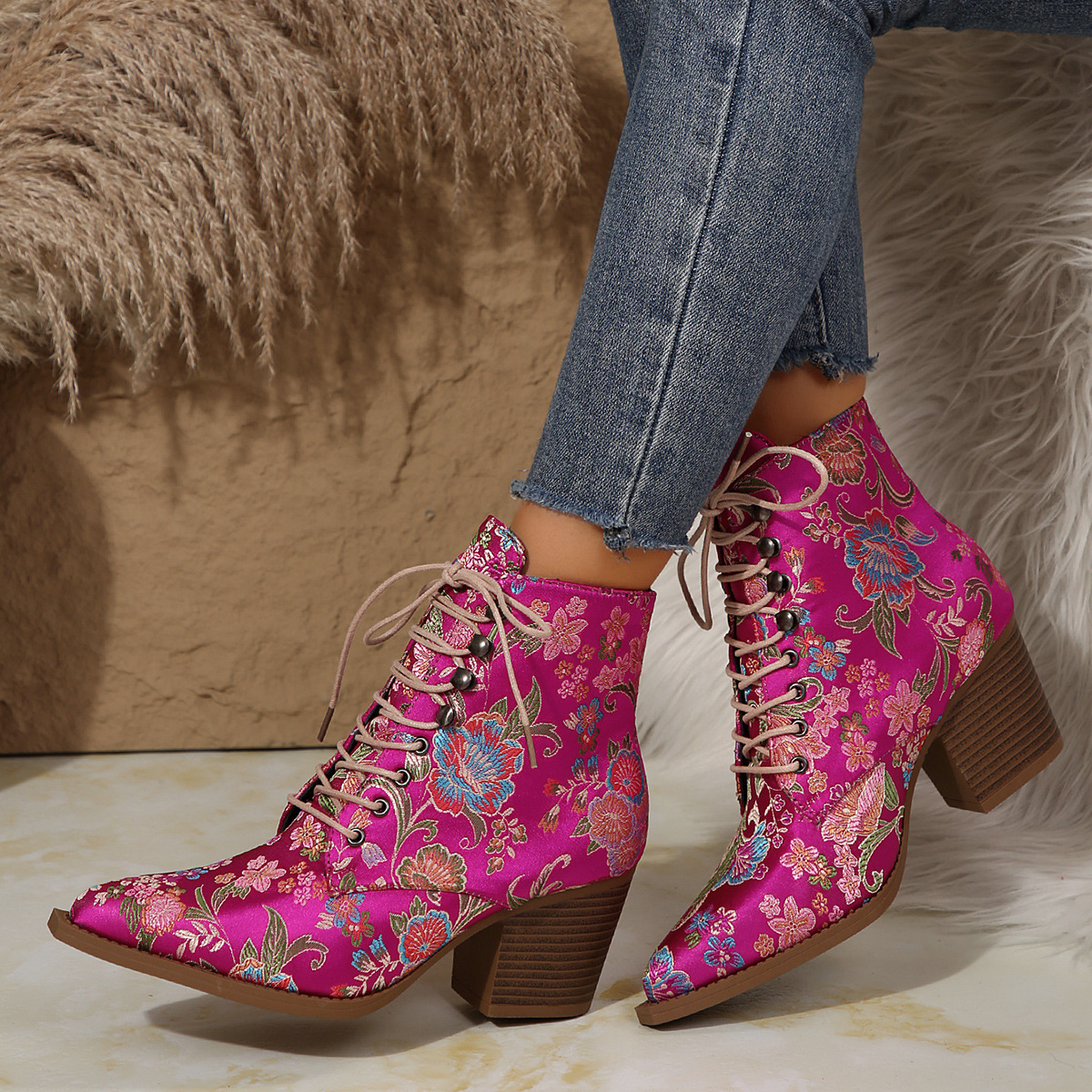 Ethnic Pointed-Toe Ankle Boots - Ethnic Fashion For Ladies 리뷰 및 가격