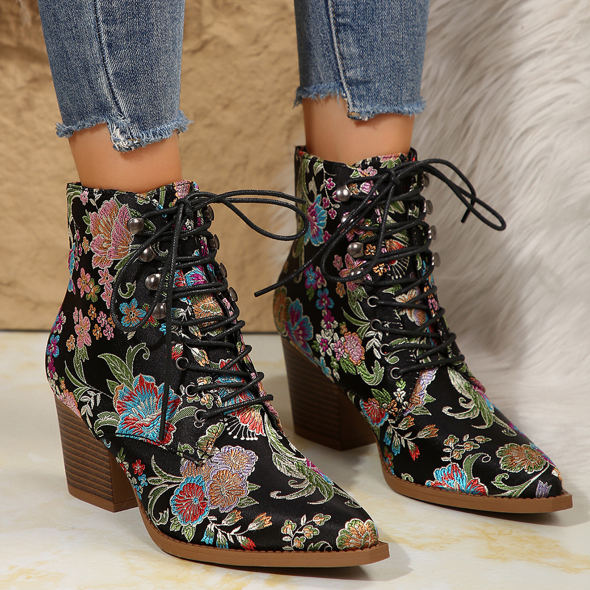 Ethnic Pointed-Toe Ankle Boots - Ethnic Fashion For Ladies 리뷰 및 가격