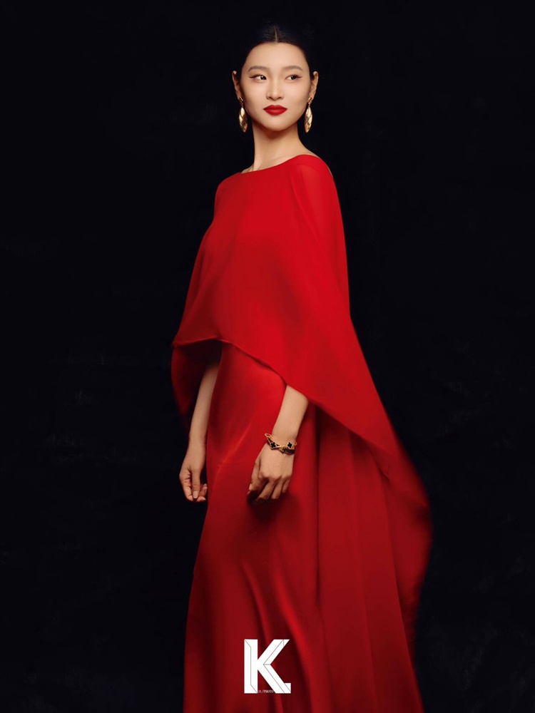 2026 New Fashion High-End Red  - Ethnic Fashion Studio 리뷰 및 가격