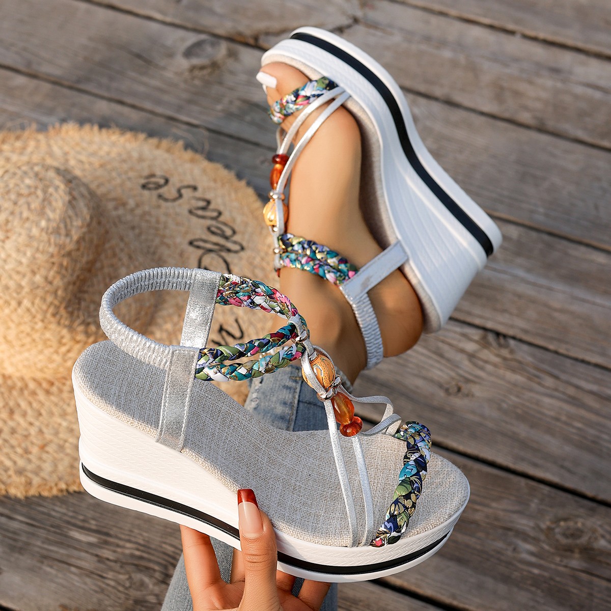 Women's Ethnic Chunky Platform - Ethnic Fashion Trends 2026 리뷰 및 가격