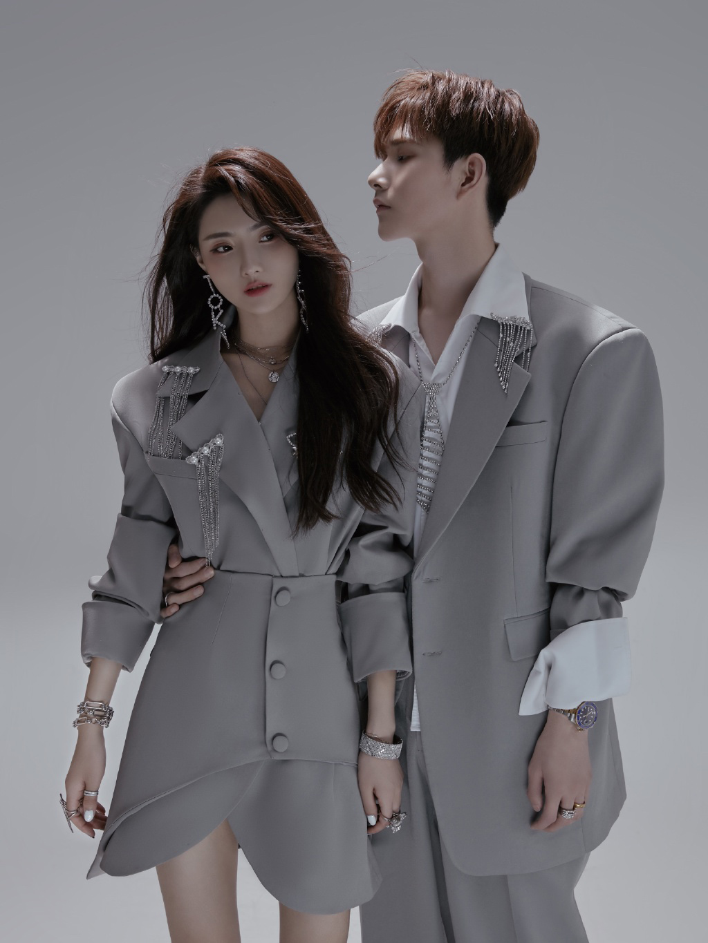 Fashionable Couple's Suit Set  - Ethnic Fashion Studio 리뷰 및 가격